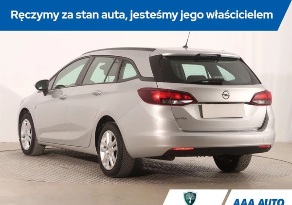Opel Astra cena 38000 przebieg: 180087, rok produkcji 2019 z Tuczno małe 154